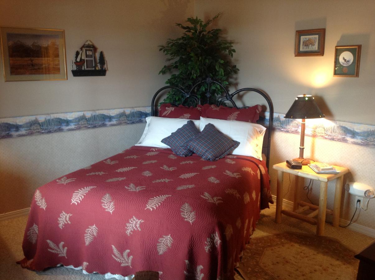 Blue Heron Inn Bed And Breakfast Rexburg Habitación foto