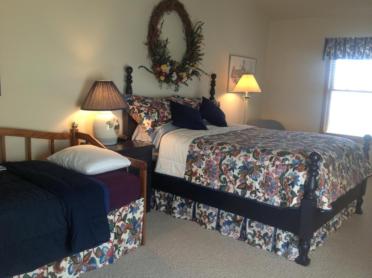 Blue Heron Inn Bed And Breakfast Rexburg Habitación foto